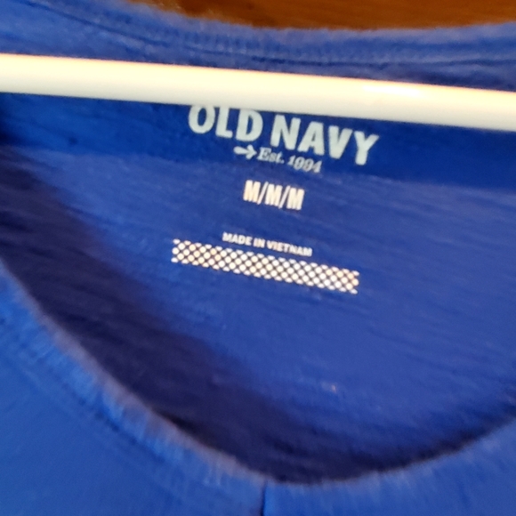 Old Navy, Women's size Medium, short sleeve Tee, Peace, Blue, perfect shape - Picture 3 of 5